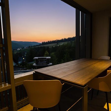 Sauerland Chalets - "Die Chalets Herzenssache" Winterberg Bagian luar foto