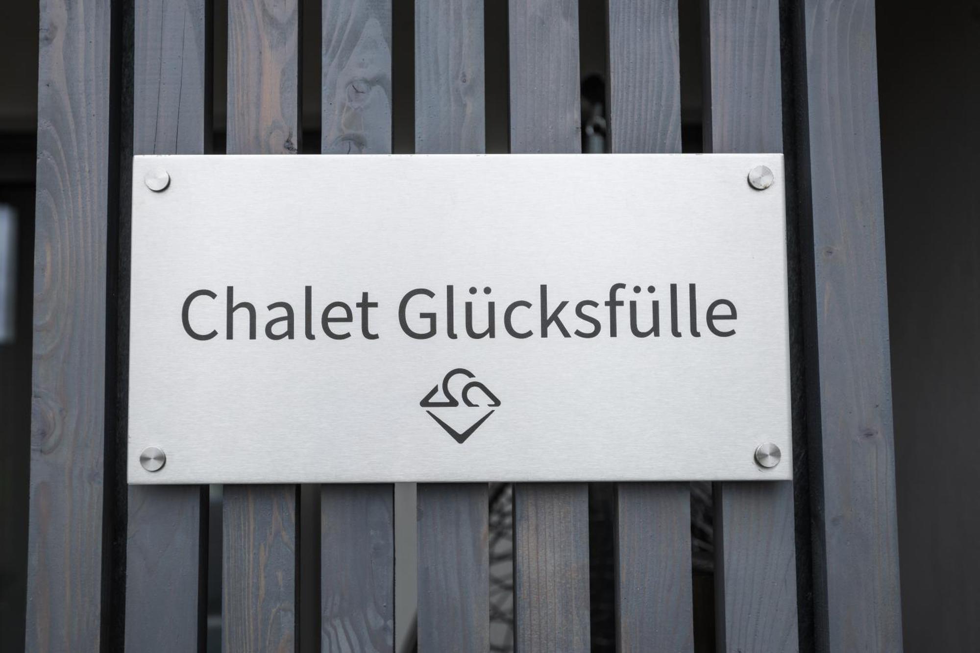 Sauerland Chalets - "Die Chalets Herzenssache" Winterberg Ruang foto