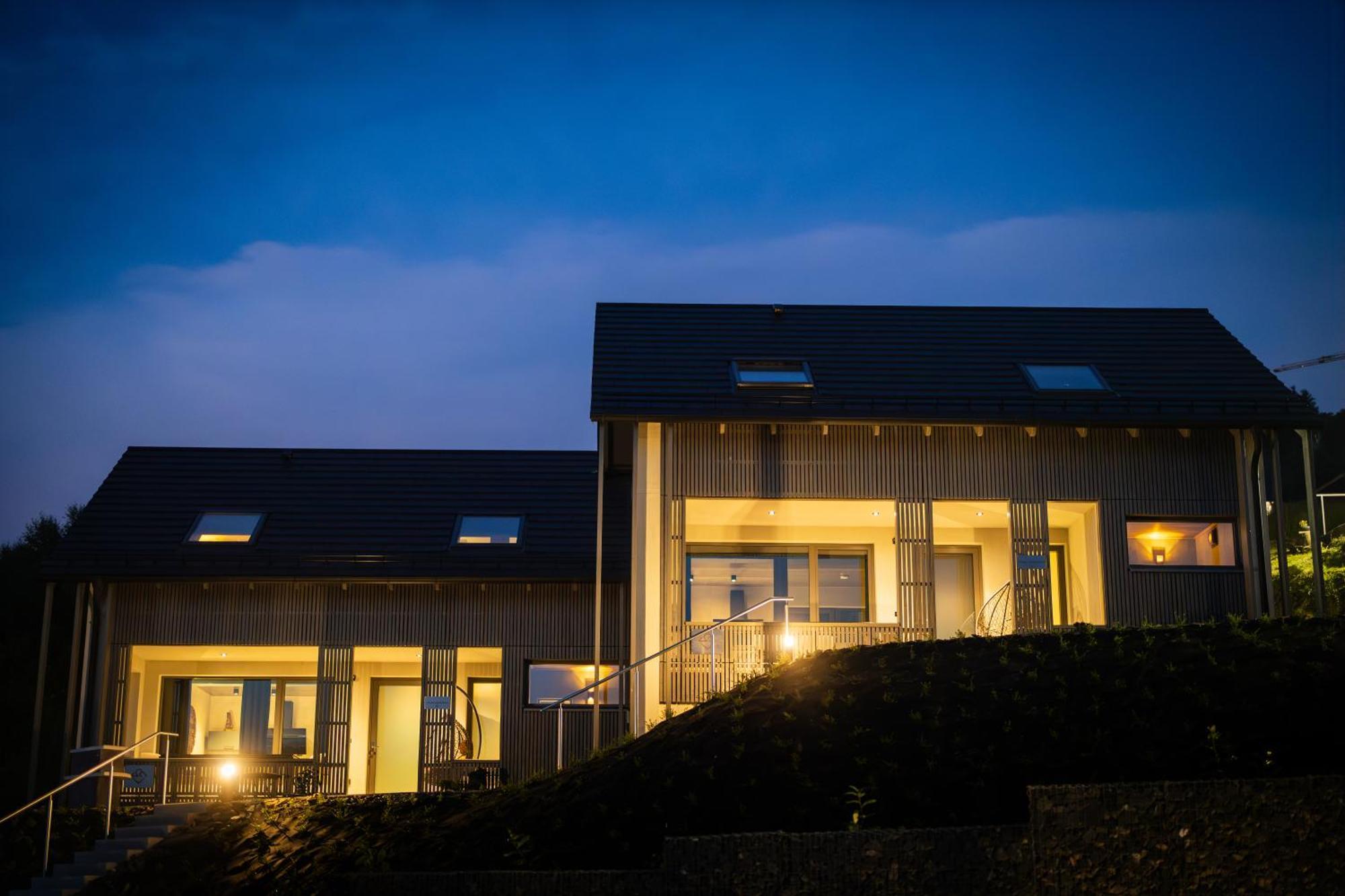 Sauerland Chalets - "Die Chalets Herzenssache" Winterberg Bagian luar foto